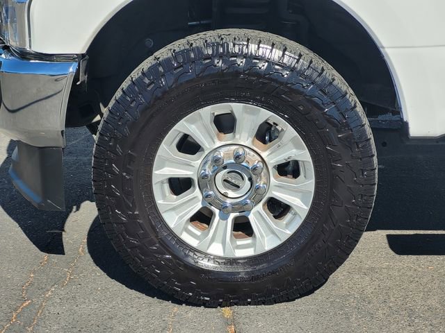 Used 2022 Ford F350 XLT w/ XLT Value Package AWD/4WD image 11