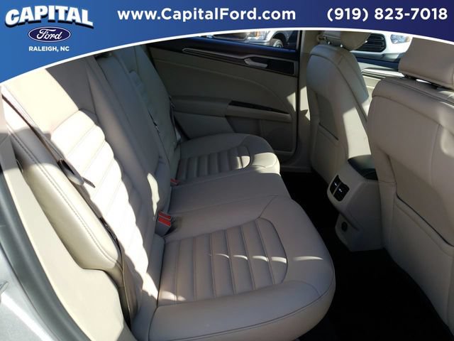 Used 2019 Ford Fusion SEL FWD image 41