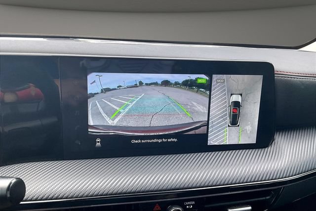 Used 2025 Nissan Kicks SR FWD image 19