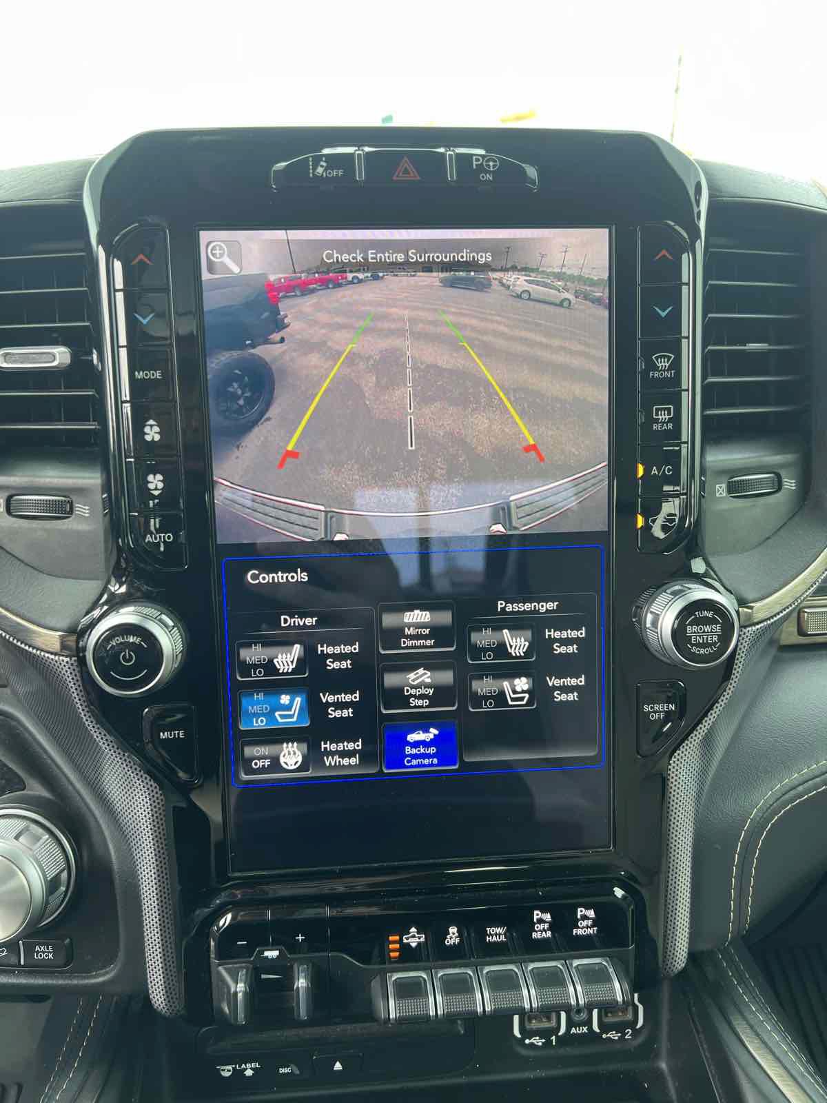 Used 2019 RAM 1500 Limited AWD/4WD image 11