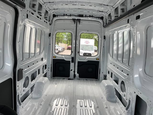 New 2026 Ford Transit 250 148 High Roof AWD image 42