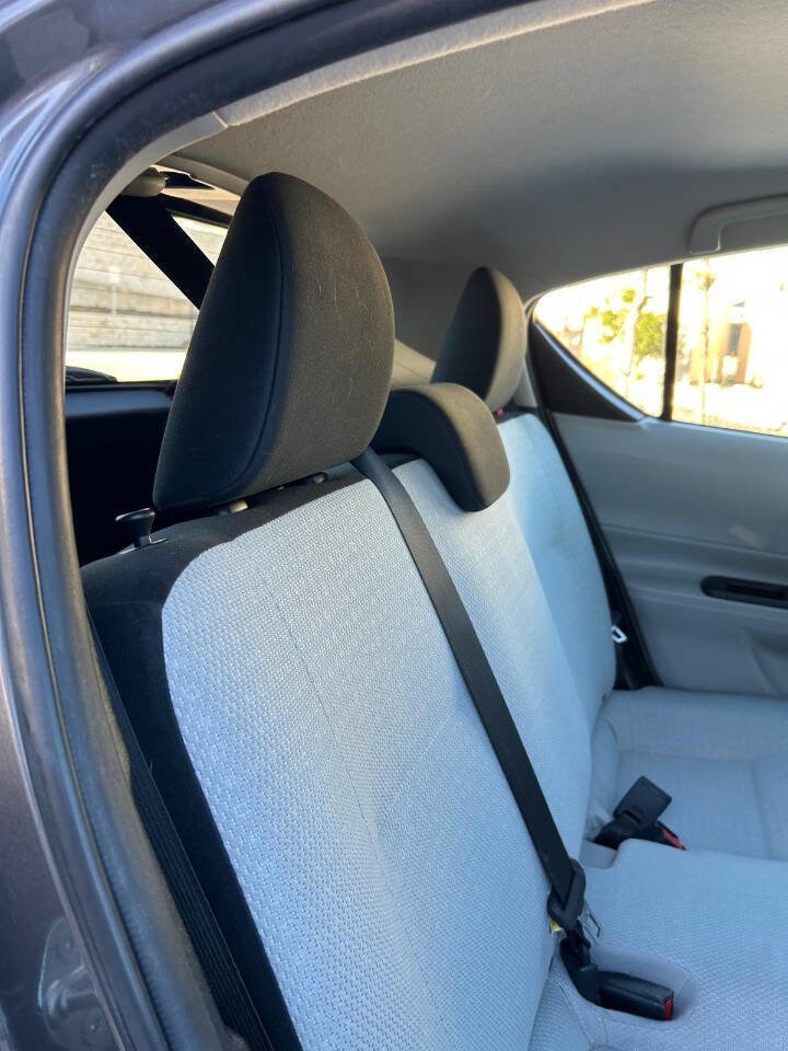 Used 2012 Toyota Prius C One image 42