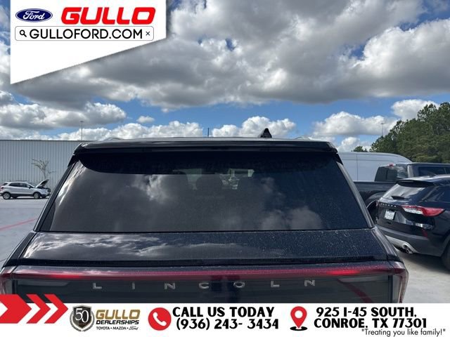 Used 2025 Lincoln Navigator L Reserve image 5
