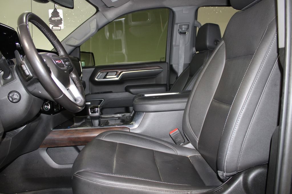 Used 2022 GMC Sierra 1500 SLT AWD/4WD image 18