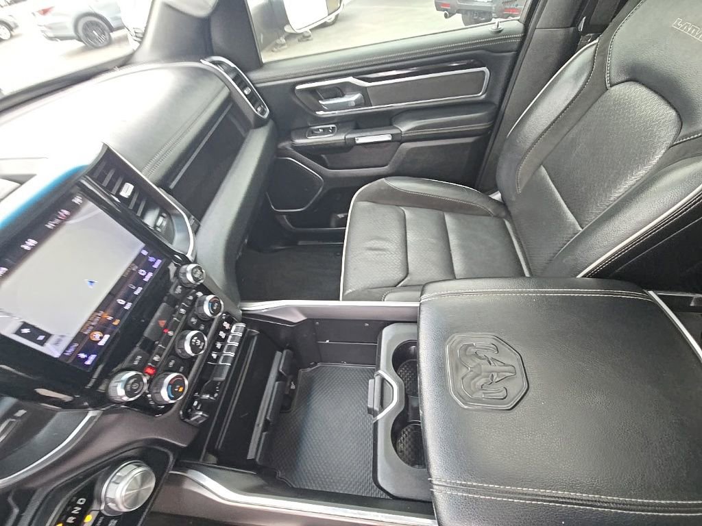 Used 2020 RAM 1500 Laramie w/ Sport Appearance Package AWD/4WD image 26