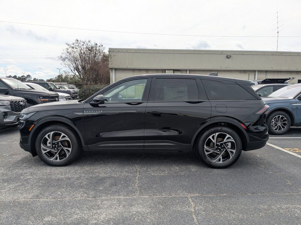 New 2026 Lincoln Nautilus Premier w/ Equipment Group 102A AWD/4WD image 7