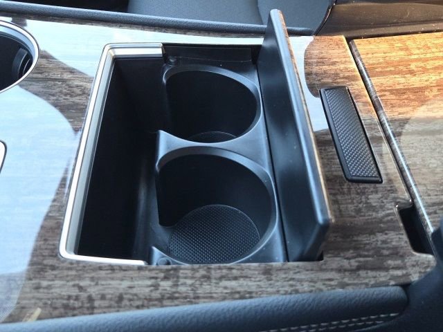 Used 2025 Toyota Sienna Limited image 39