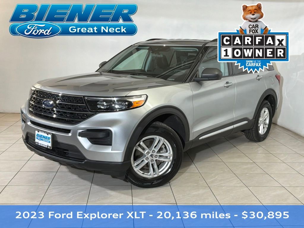 Used 2023 Ford Explorer XLT image 1