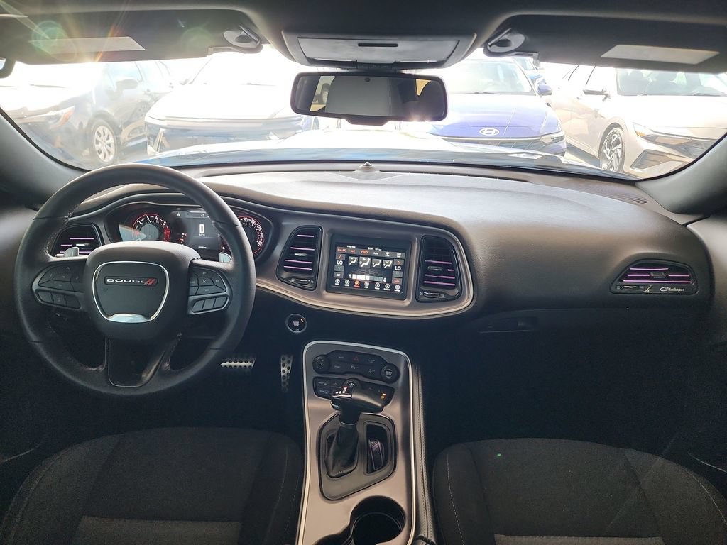 Used 2022 Dodge Challenger R/T w/ Blacktop Package RWD image 17