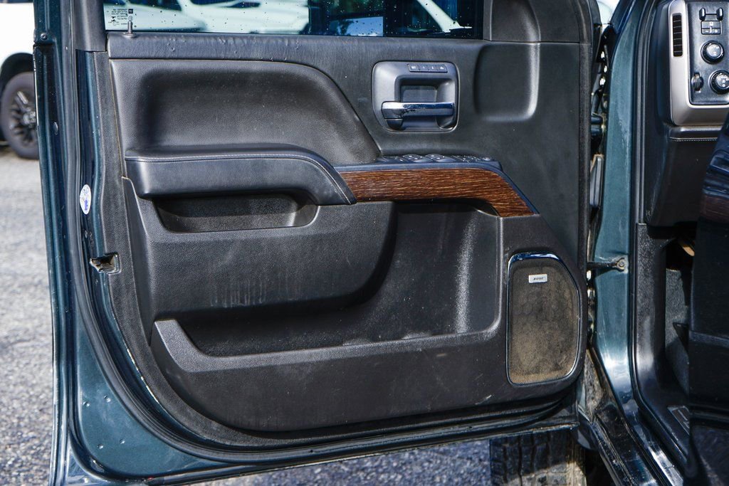 Used 2019 GMC Sierra 3500 Denali w/ Duramax Plus Package image 15