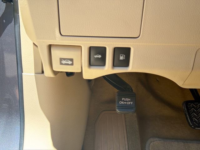 Used 2015 Lexus ES 350 w/ Premium Package FWD image 42