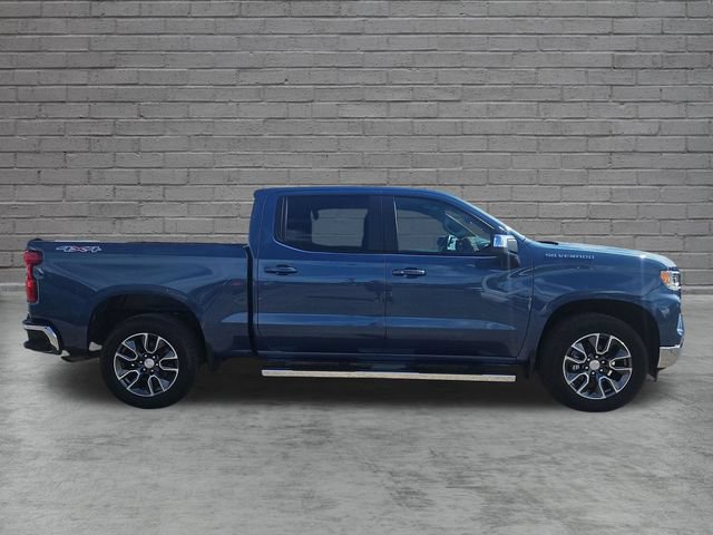 Used 2024 Chevrolet Silverado 1500 LT AWD/4WD image 7