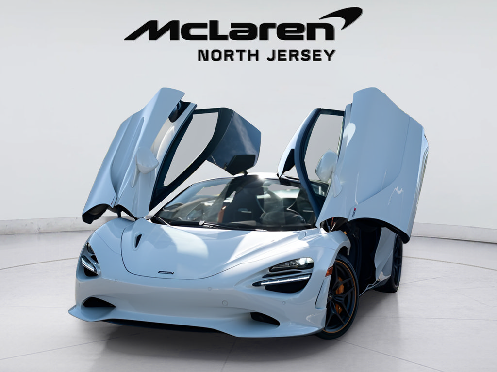 New 2026 McLaren 750S RWD image 2