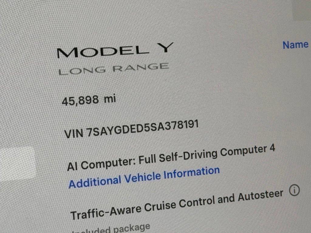Used 2025 Tesla Model Y Long Range RWD image 15