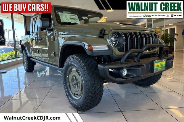 New 2026 Jeep Gladiator Sport AWD/4WD image 1