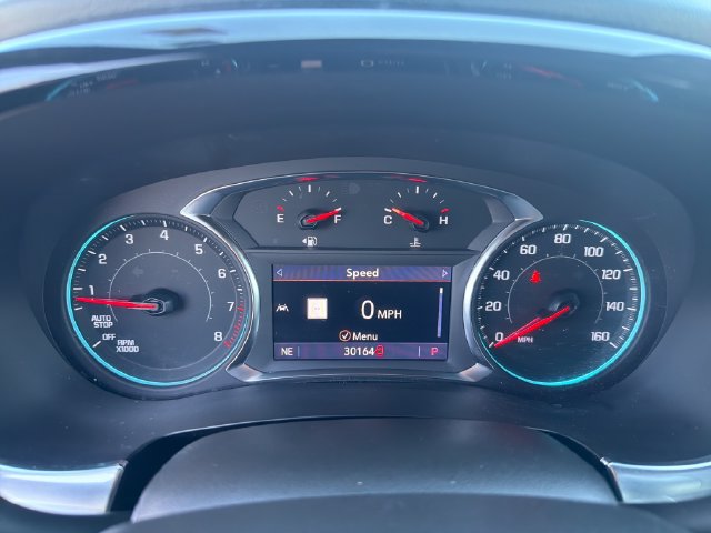 Used 2023 Chevrolet Traverse LT w/ LT Premium Package AWD/4WD image 17