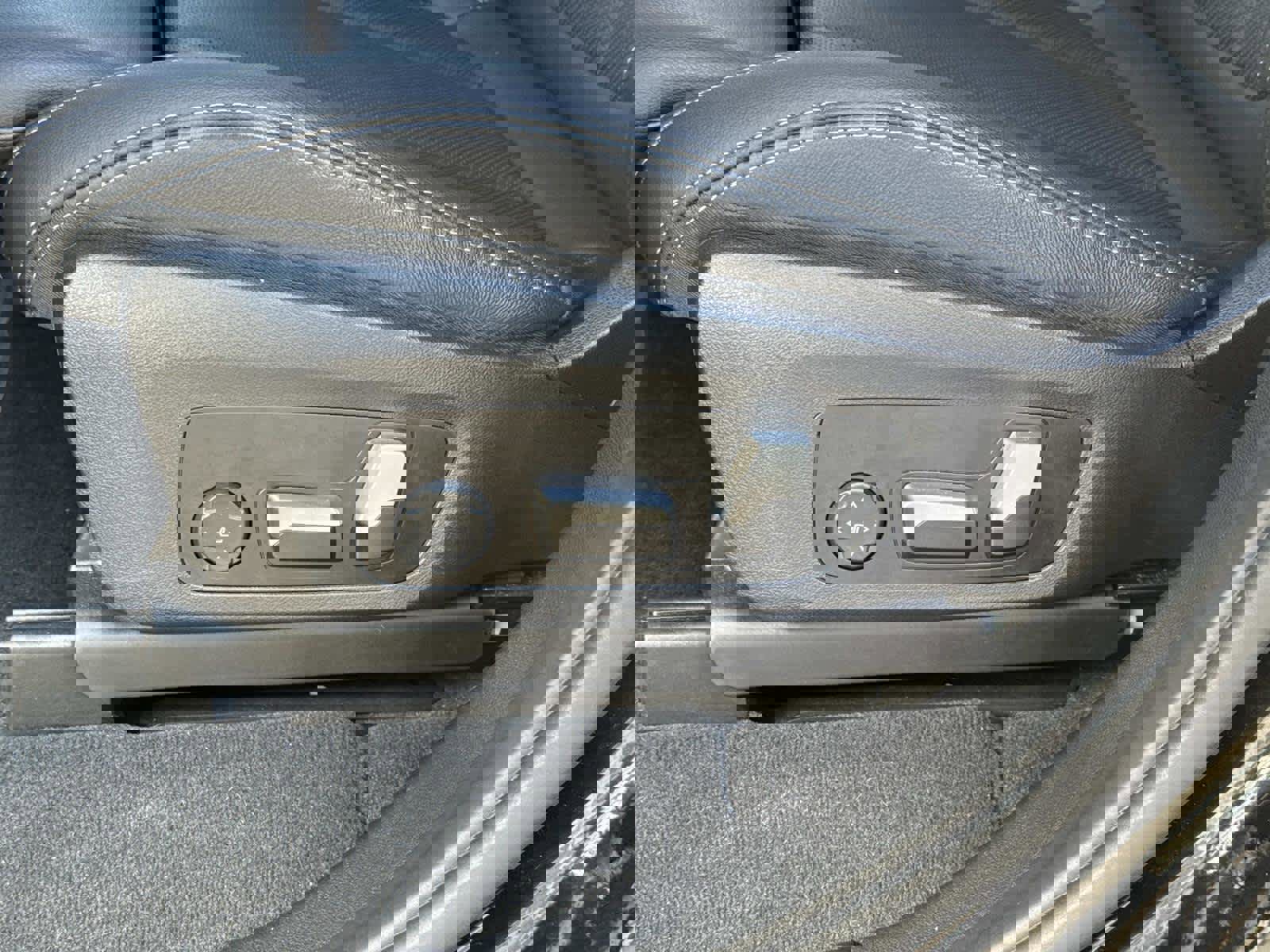 Certified 2022 BMW X3 sDrive30i w/ Premium Package 2 image 21