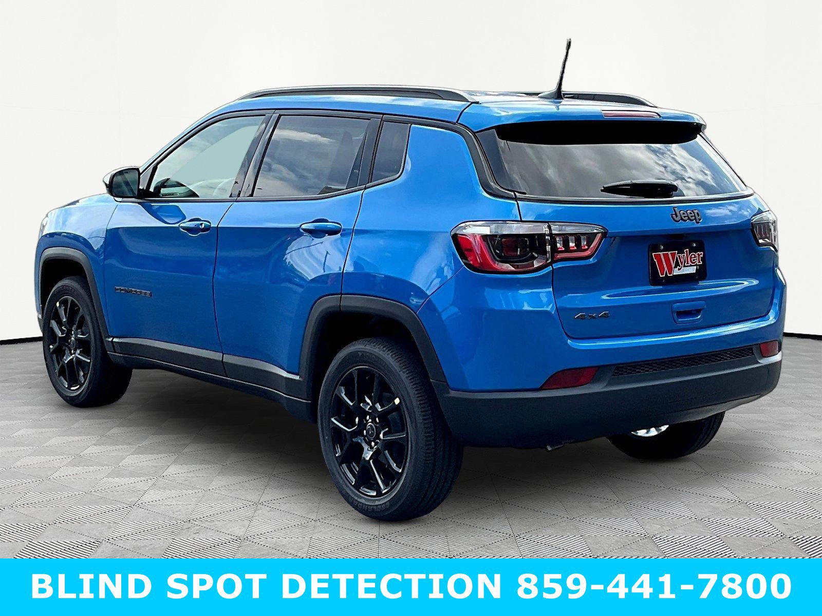 New 2026 Jeep Compass Latitude AWD/4WD image 4