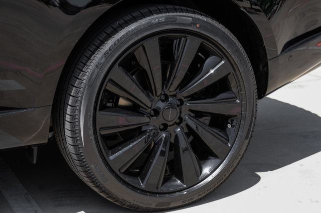 New 2026 Land Rover Range Rover SV AWD/4WD image 74