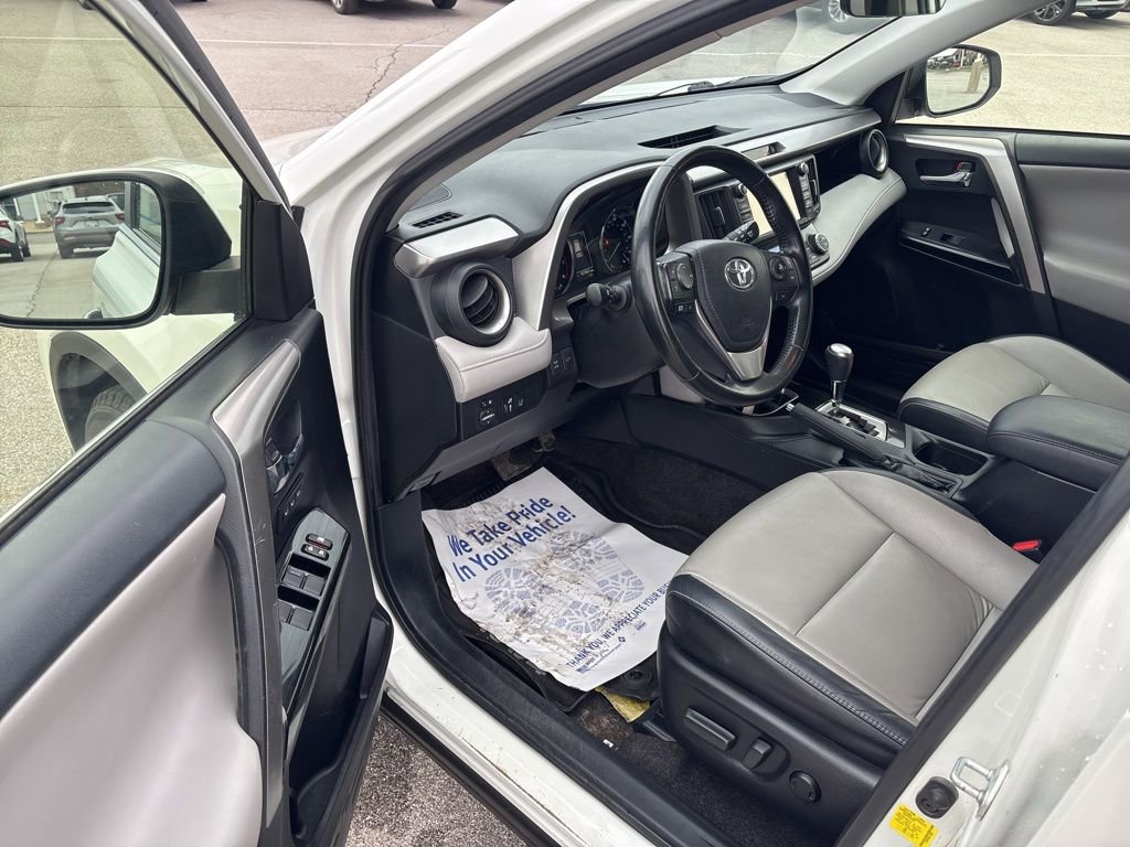 Used 2018 Toyota RAV4 Limited w/ All Weather Liner Package image 26