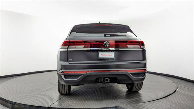 Used 2024 Volkswagen Atlas Cross Sport SE image 7