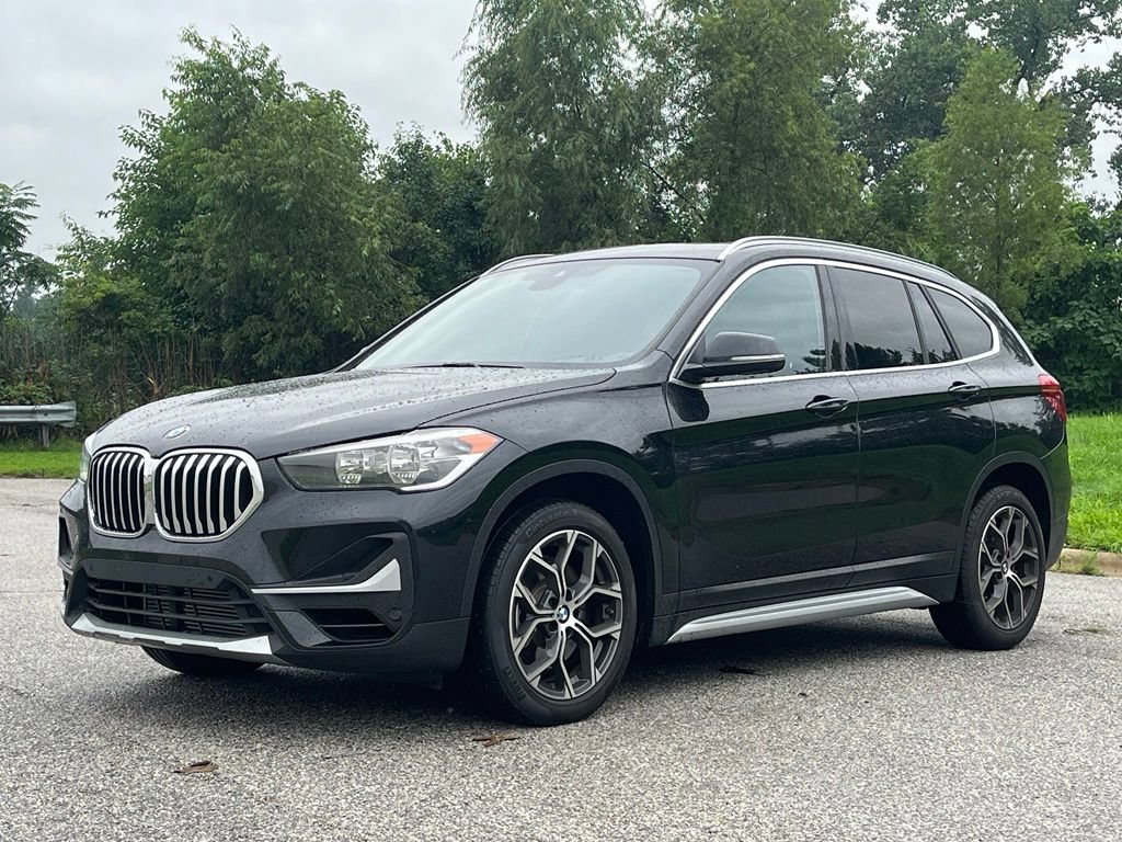Used 2022 BMW X1 sDrive28i w/ Convenience Package FWD image 3