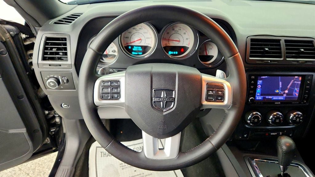 Used 2013 Dodge Challenger SXT RWD image 14