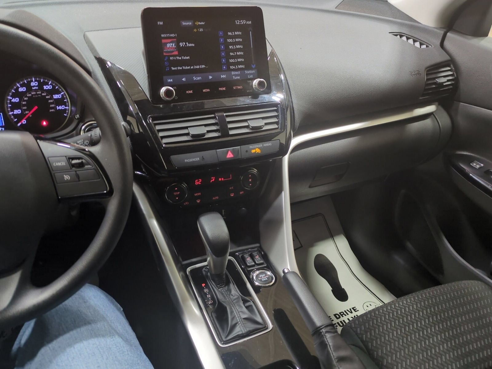 Used 2024 Mitsubishi Eclipse Cross LE AWD/4WD image 24