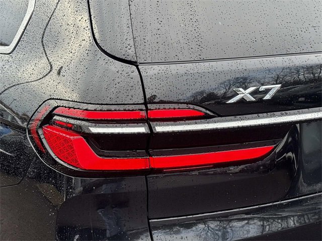 Used 2023 BMW X7 xDrive40i w/ Executive Package image 11