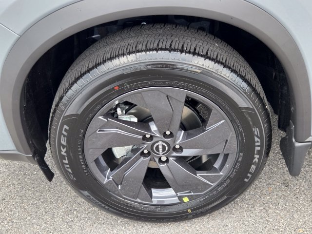 New 2026 Nissan Rogue SV FWD image 8
