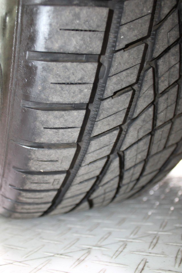 Used 2008 Saturn Sky w/ Premium Trim Package image 32