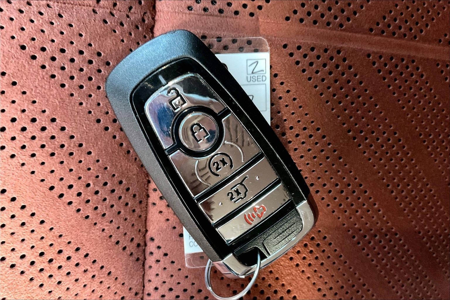 Used 2024 Lincoln Nautilus Black Label w/ Jet Appearance Package (87T) image 24