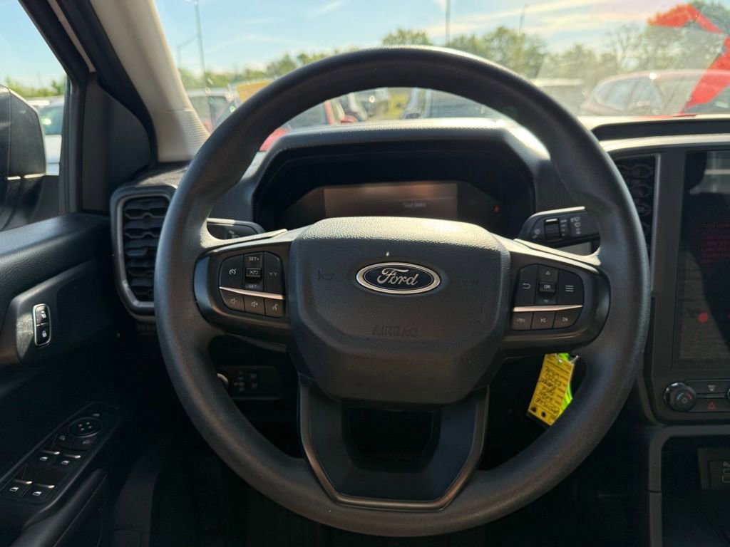 Used 2024 Ford Ranger XL image 13