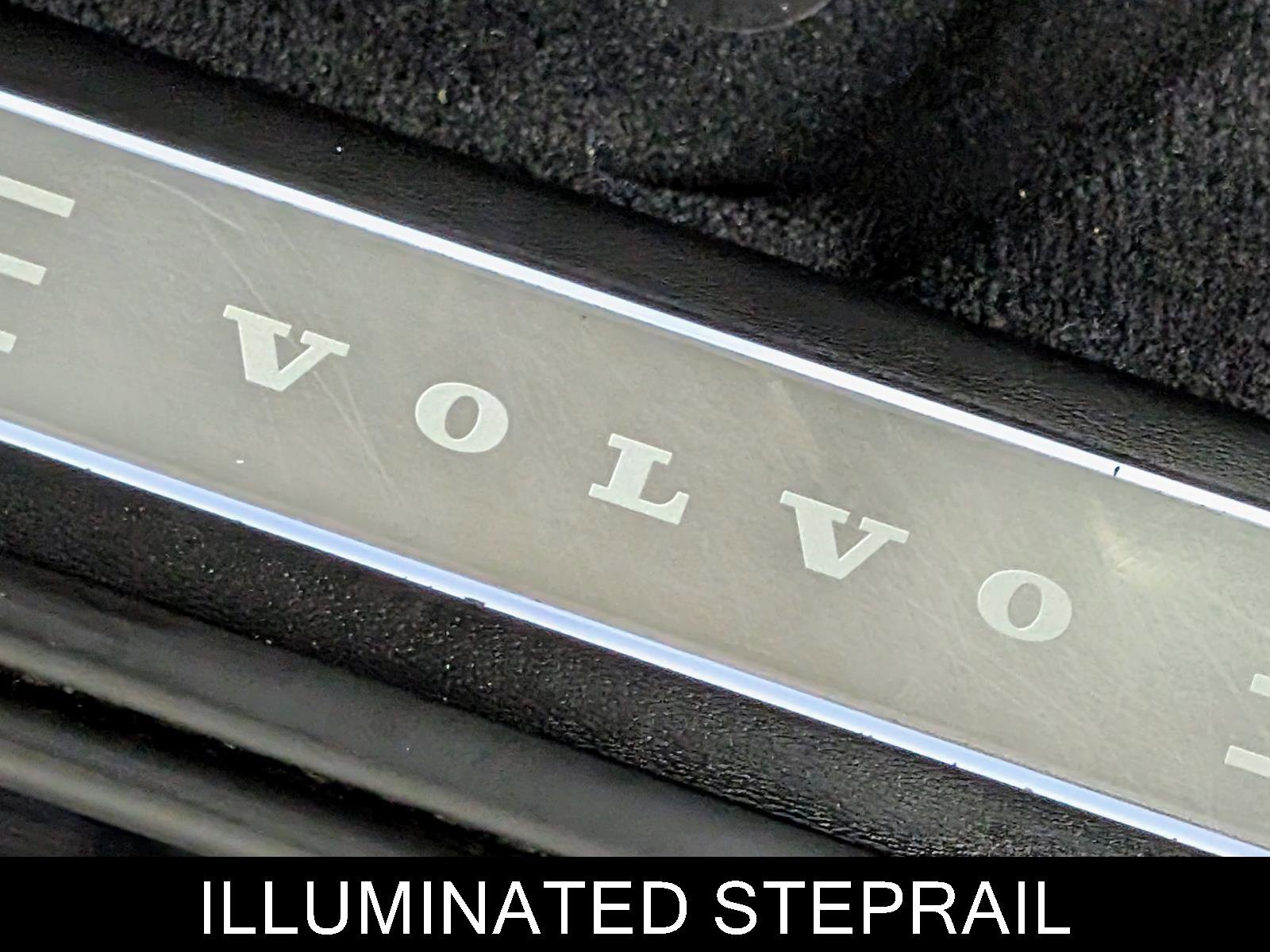 Used 2024 Volvo V90 B6 Cross Country Plus w/ Climate Package image 15