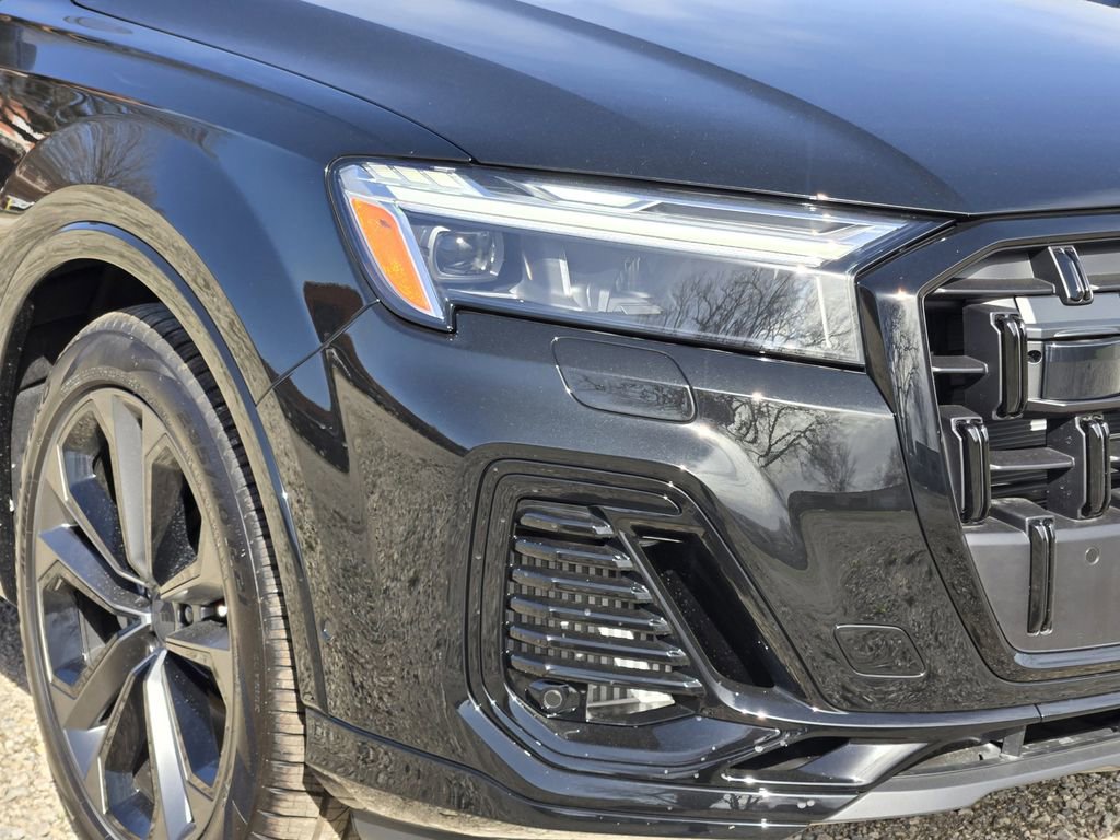 New 2026 Audi Q7 3.0T Premium Plus AWD/4WD image 12