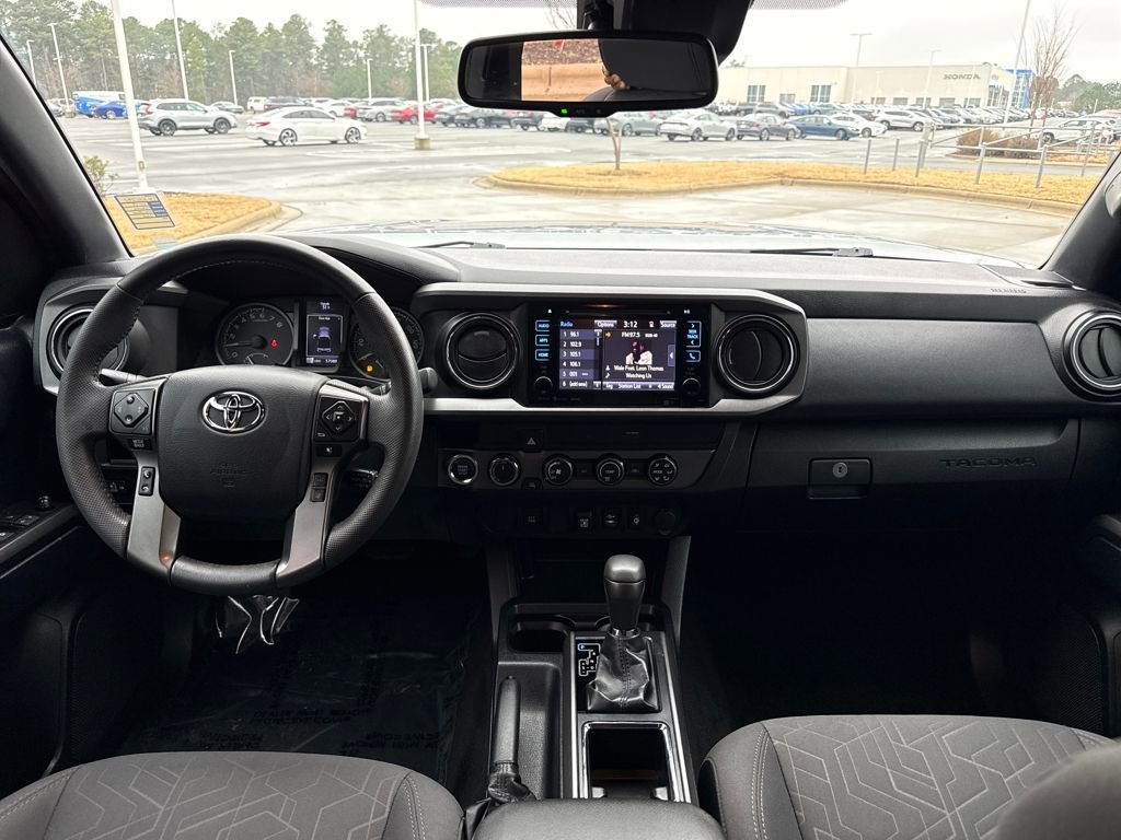 Used 2019 Toyota Tacoma TRD Off-Road image 16