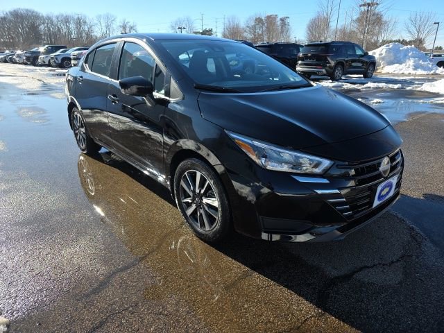 Used 2025 Nissan Versa SV w/ Trunk Package FWD image 5