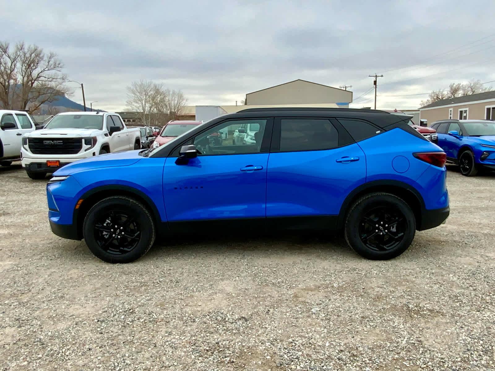 New 2025 Chevrolet Blazer LT w/ Midnight/Sport Edition image 2