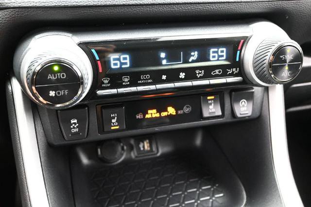 Used 2024 Toyota RAV4 XLE w/ Weather Package AWD/4WD image 29