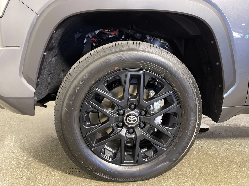New 2026 Toyota Tundra Limited w/ Limited PVM Package AWD/4WD image 11
