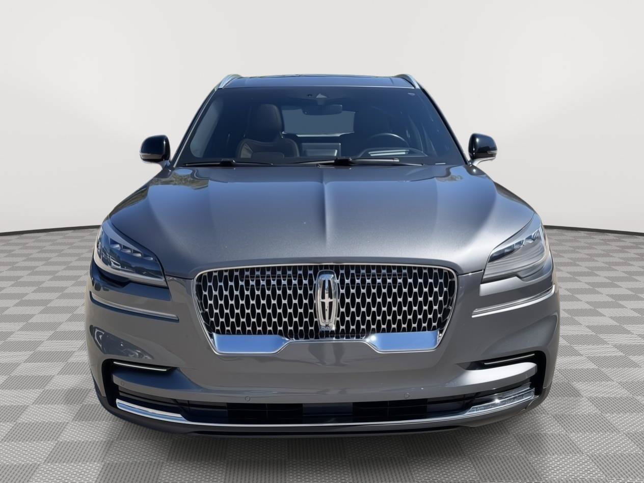 Used 2022 Lincoln Aviator Reserve w/ Equipment Group 201A AWD/4WD image 2