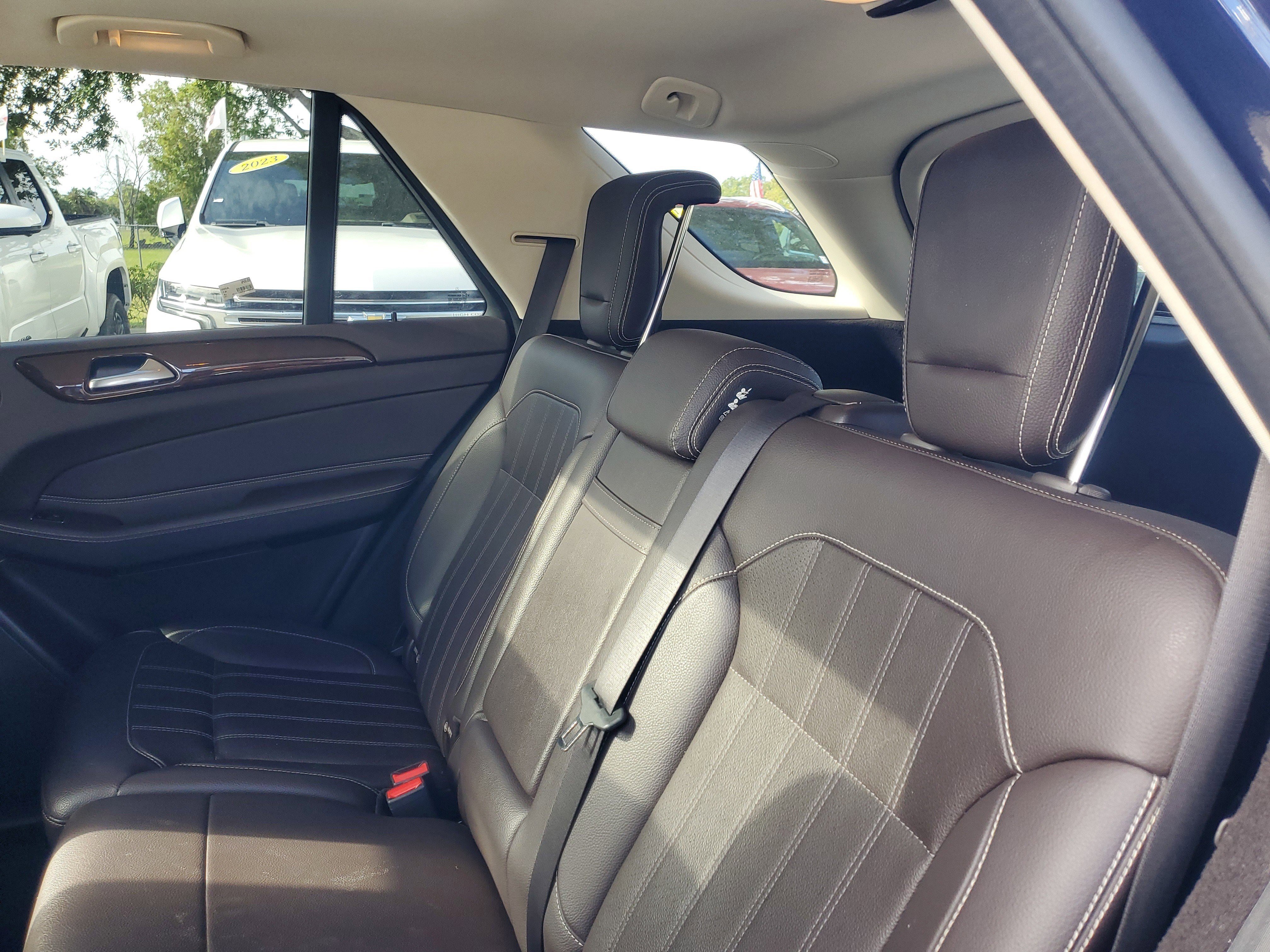 Used 2019 Mercedes-Benz GLE 400 4MATIC image 14