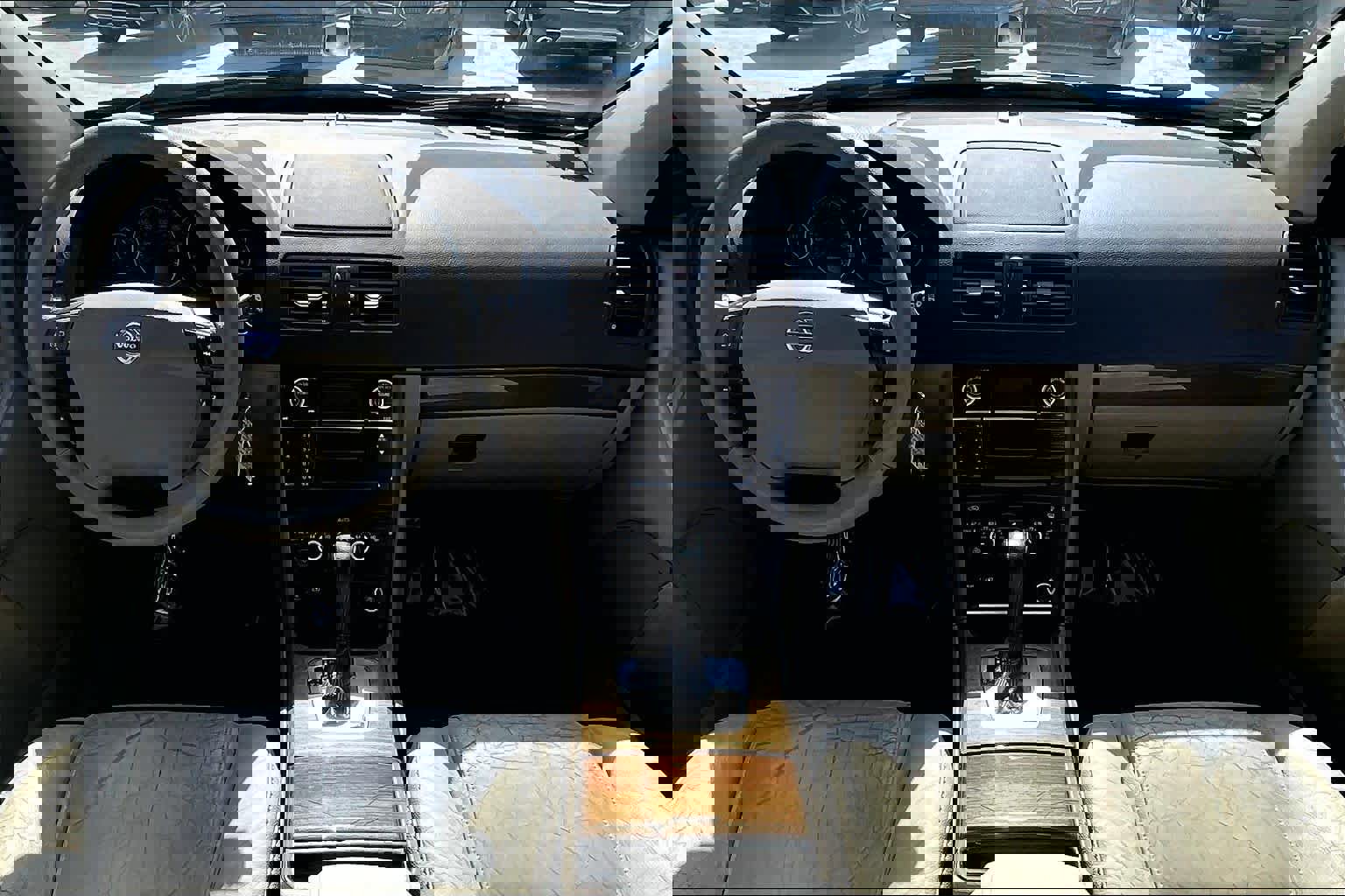 Used 2009 Volvo XC90 3.2 image 14