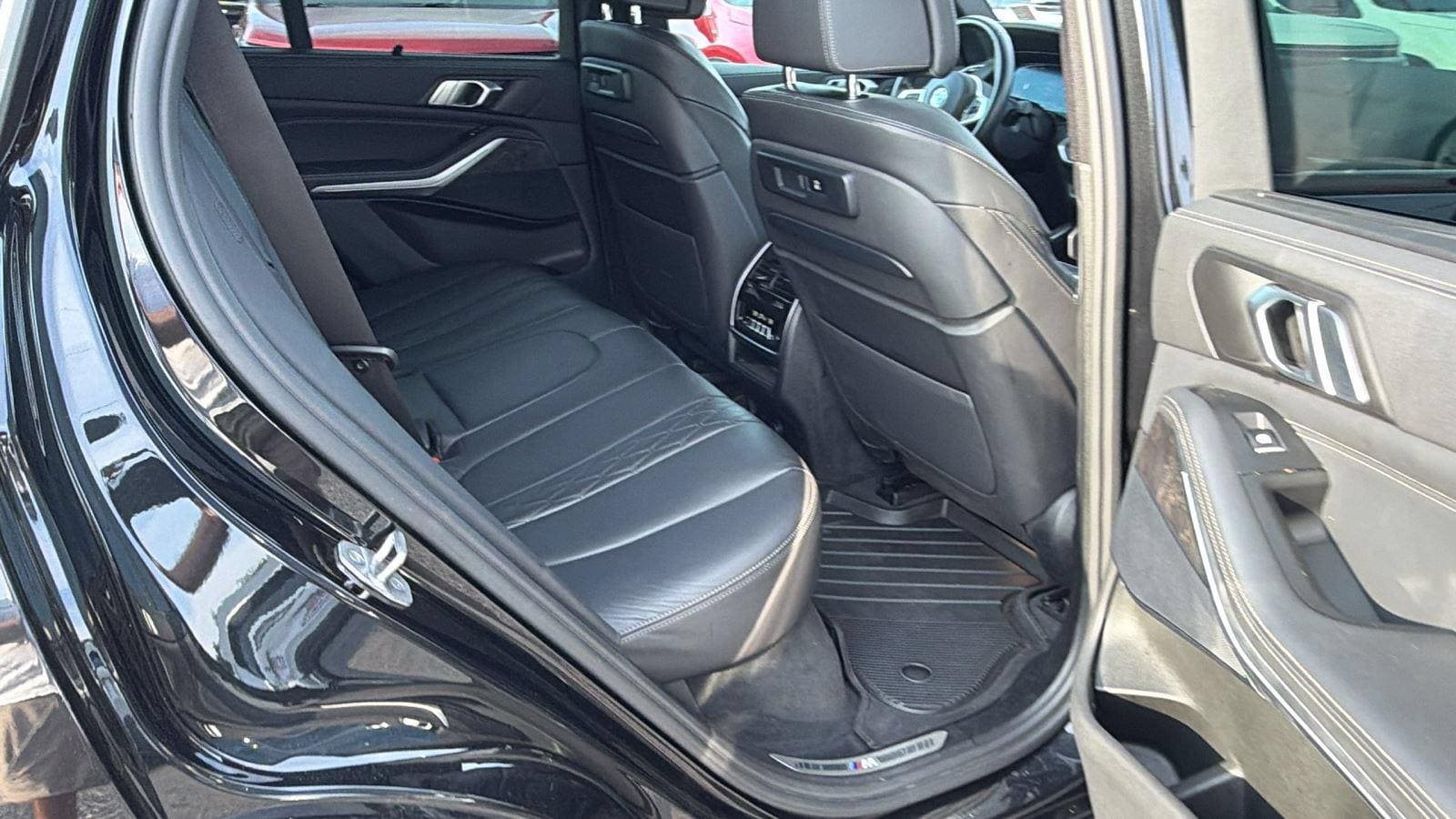 Used 2022 BMW X5 sDrive40i w/ M Sport Package RWD image 21