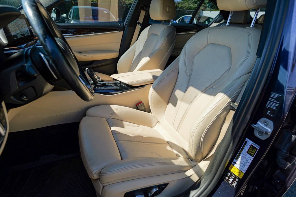 Used 2018 BMW 540i xDrive image 20