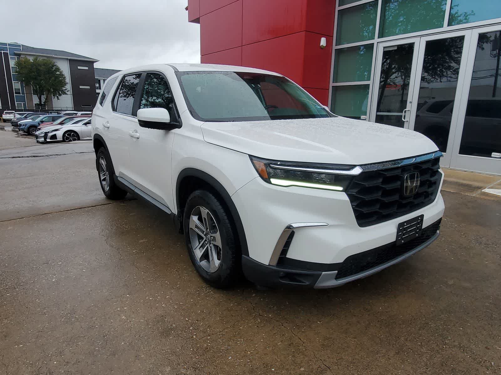 Used 2024 Honda Pilot EX-L image 9