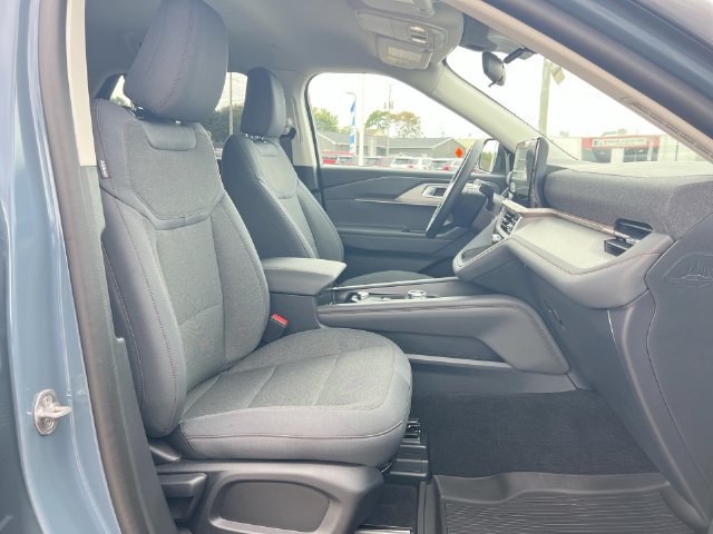 New 2026 Ford Explorer Active AWD/4WD image 28