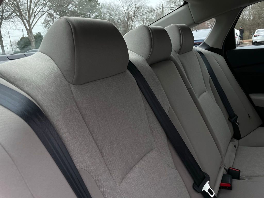 Used 2025 Honda Accord SE image 36