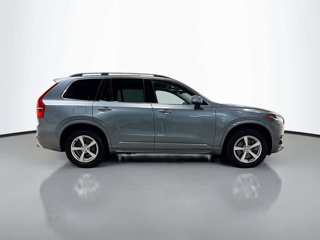 Used 2018 Volvo XC90 T5 Momentum w/ Convenience Package image 9