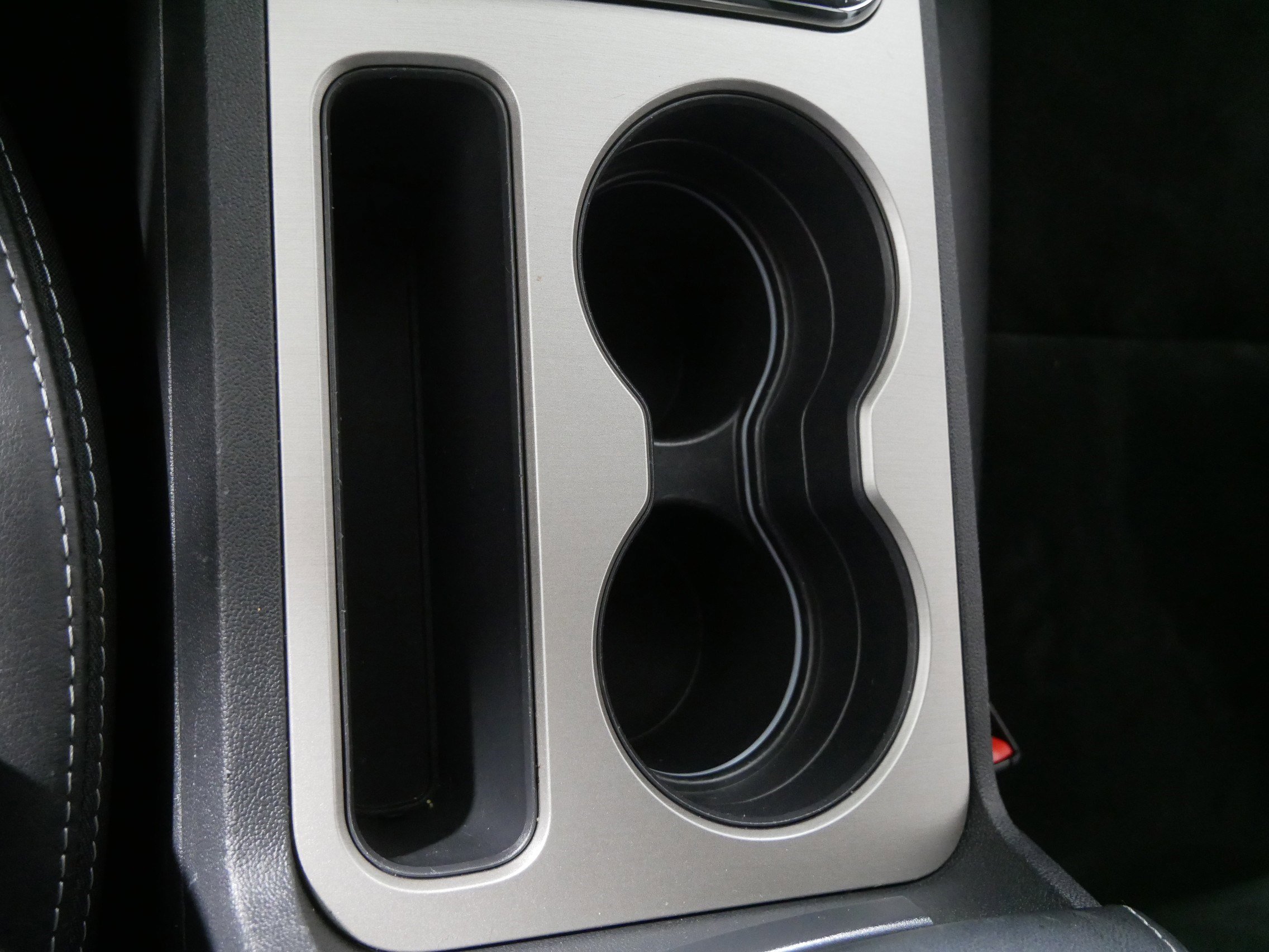 Used 2011 Dodge Challenger SRT8 w/ Green w/Envy Group image 32